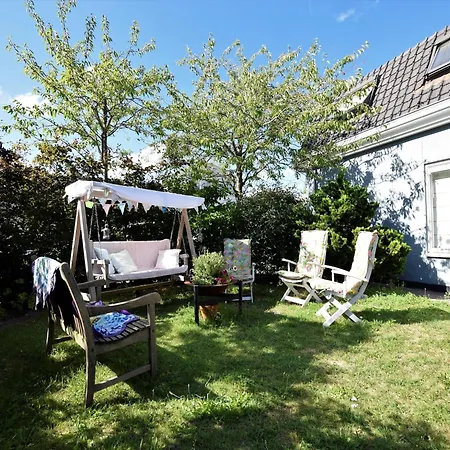 Prázdninový dům Near & Sauna *