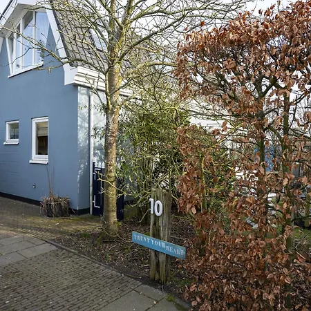Near & Sauna Holiday home Noordwijk