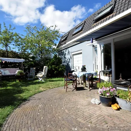 Feriehus Near & Sauna *