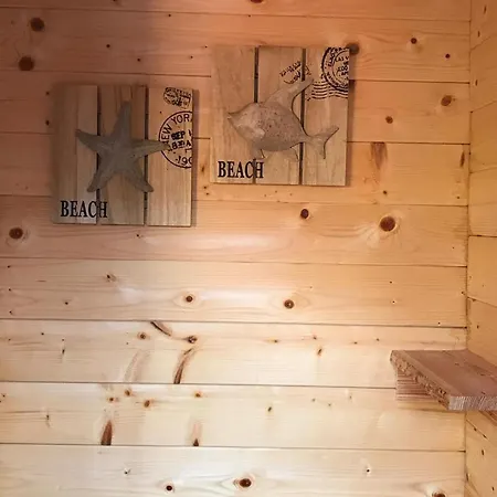 With A Sauna Near The Hébergement de vacances *
